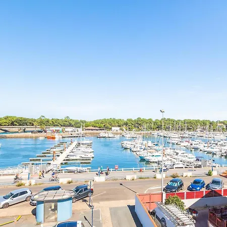 Capsea - Vue Sur Le Port Capbreton